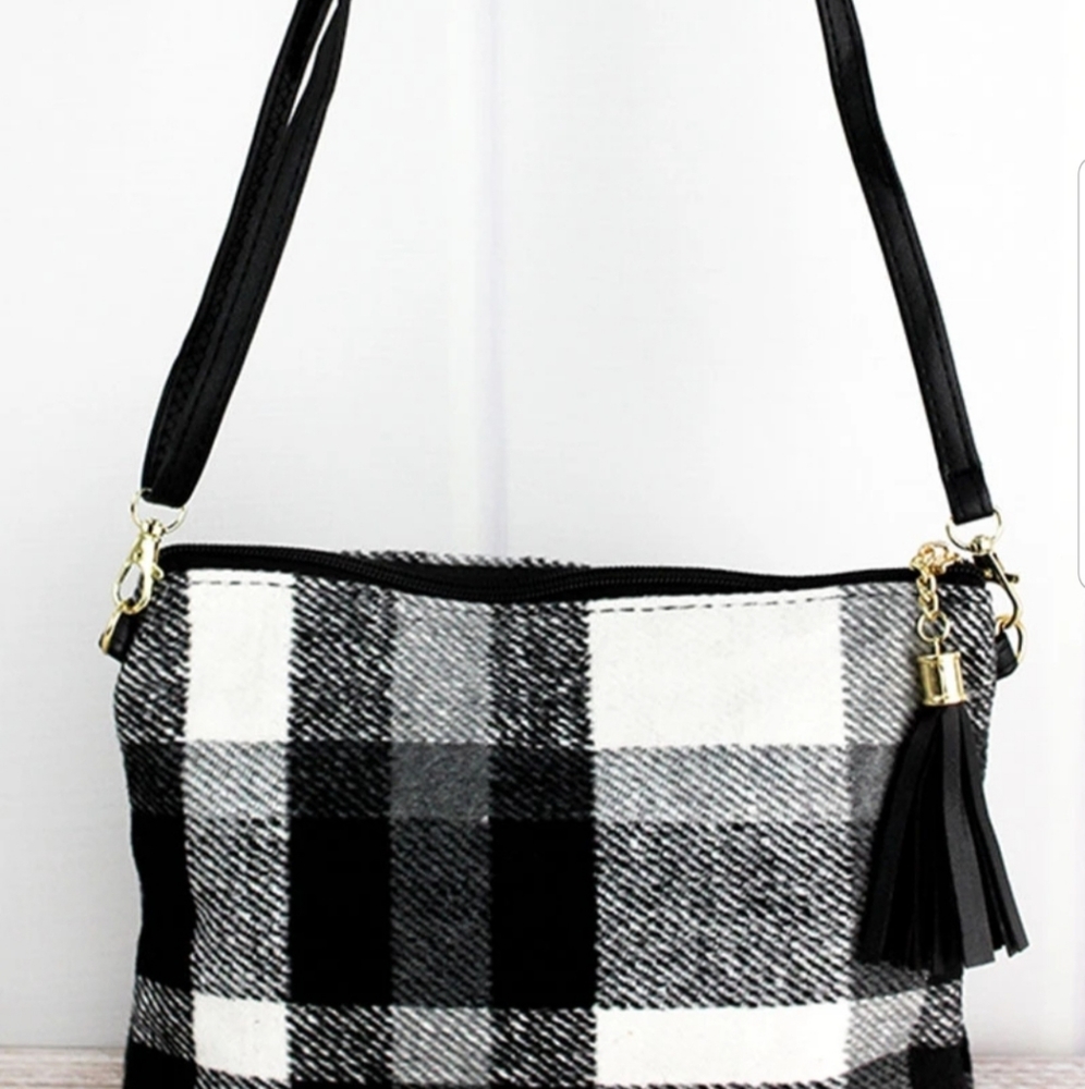 Black white plaid wristlet